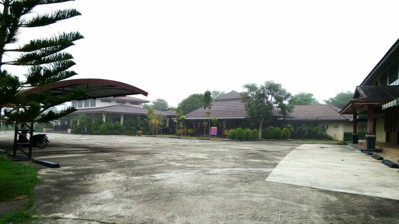 Northstar Hotel & Resort Ban Mae Kon Exterior foto